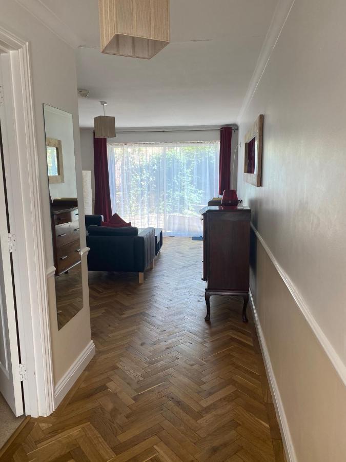 Byways Serviced Apartments Salisbury Esterno foto