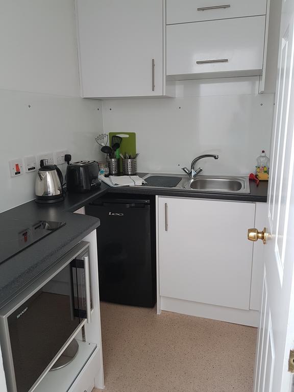 Byways Serviced Apartments Salisbury Esterno foto